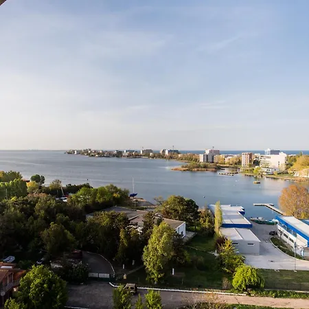 Mamaia Apartment *