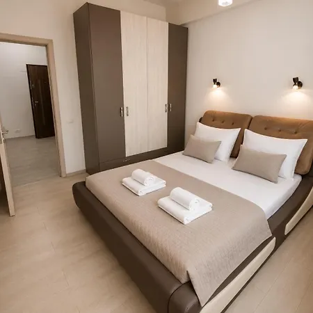 Mamaia アパート
