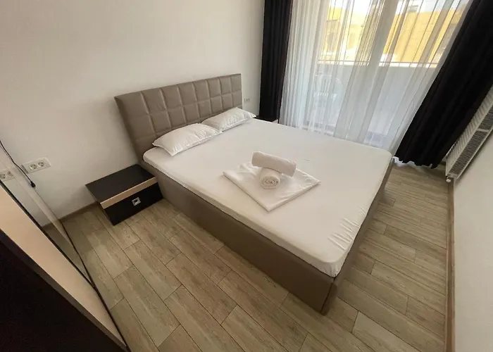 Mamaia アパート *